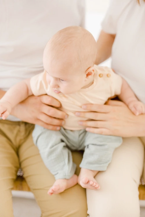 enfant bonheur amour famille marron